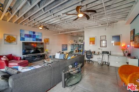 100 W 5th St #2F, Long Beach, CA 90802 photo 2