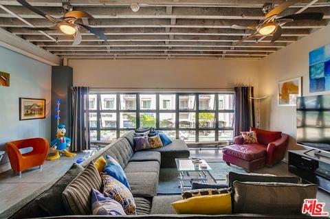 100 W 5th St #2F, Long Beach, CA 90802 photo 3