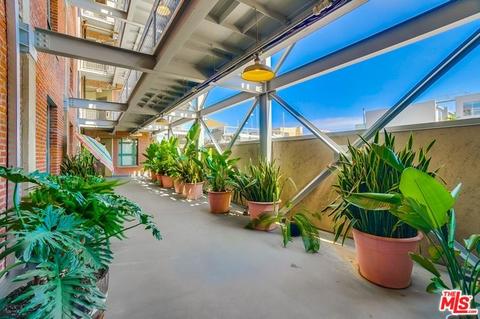 100 W 5th St #2F, Long Beach, CA 90802 photo 16