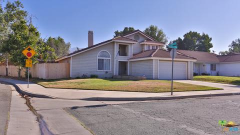 500 Agnes St, Beaumont, CA 92223 photo 2