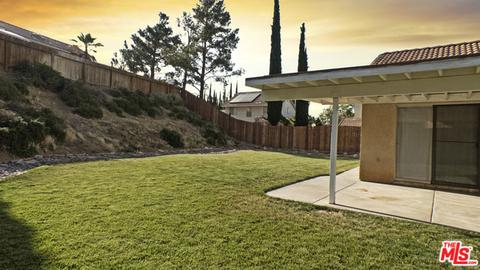 39357 Vicker Ct, Palmdale, CA 93551 photo 3