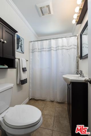 6809 Quinton Ln, Tujunga, CA 91042 photo 12