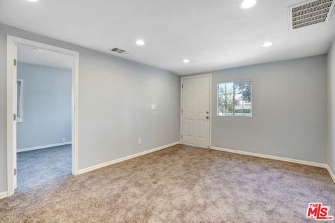418 Orange Ave, Perris, CA 92571 photo 5