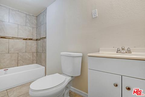 418 Orange Ave, Perris, CA 92571 photo 14
