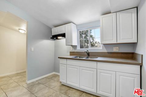 418 Orange Ave, Perris, CA 92571 photo 7