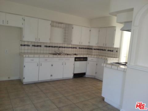 44745 Stanridge Ave, Lancaster, CA 93535 photo 3