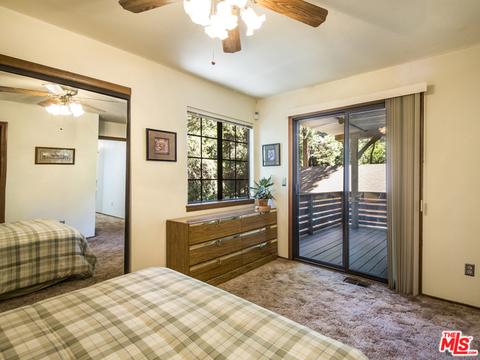 23640 Scenic Dr, Crestline, CA 92325 photo 13