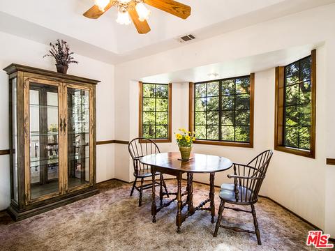23640 Scenic Dr, Crestline, CA 92325 photo 5