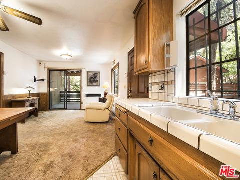 23640 Scenic Dr, Crestline, CA 92325 photo 23