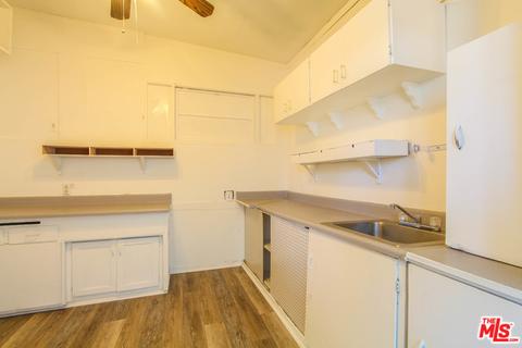 7324 Capps Ave, Reseda, CA 91335 photo 32