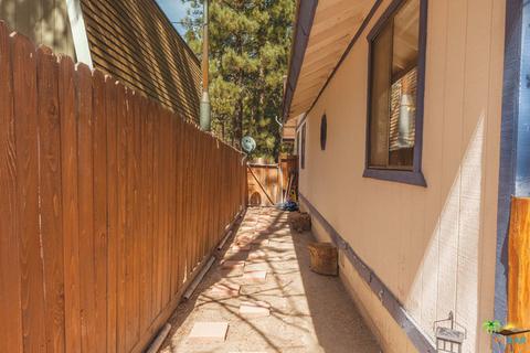 740 E Meadow Ln, Big Bear City, CA 92314 photo 15