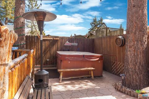 740 E Meadow Ln, Big Bear City, CA 92314 photo 14