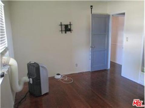 317 S K St, Lompoc, CA 93436 photo 9