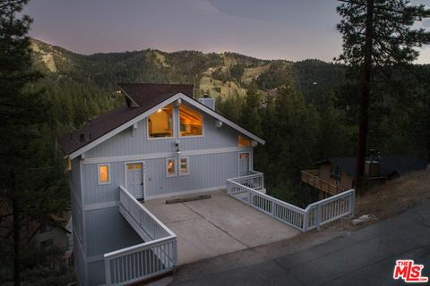 864 Menlo Dr, Big Bear Lake, CA 92315 photo 1