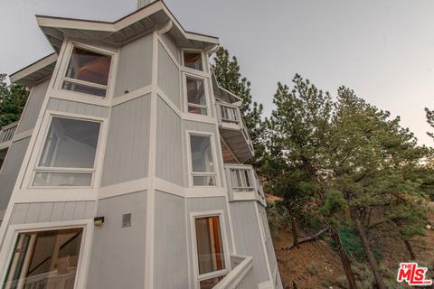 864 Menlo Dr, Big Bear Lake, CA 92315 photo 5