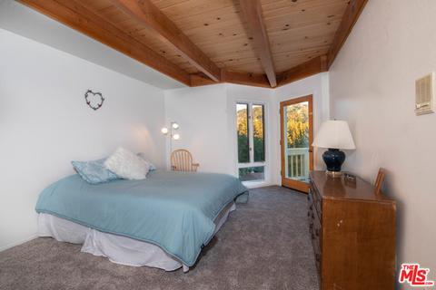 864 Menlo Dr, Big Bear Lake, CA 92315 photo 16