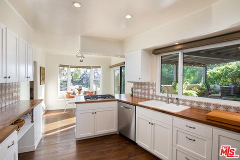 517 Cavanagh Rd, Glendale, CA 91207 photo 14