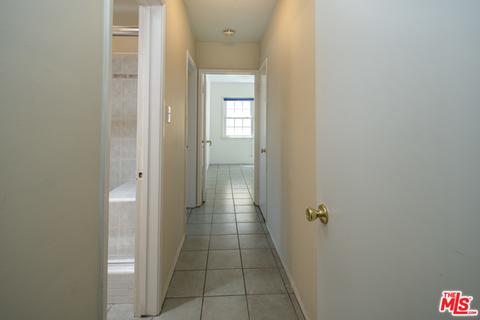 867 E Mountain St, Glendale, CA 91207 photo 16