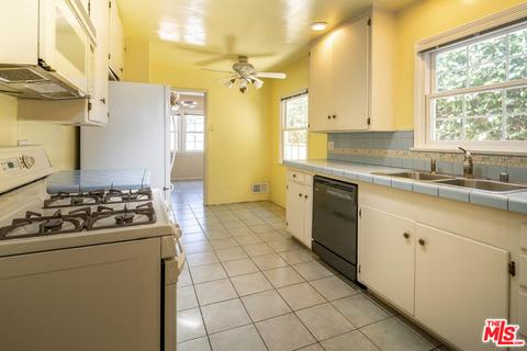 867 E Mountain St, Glendale, CA 91207 photo 15