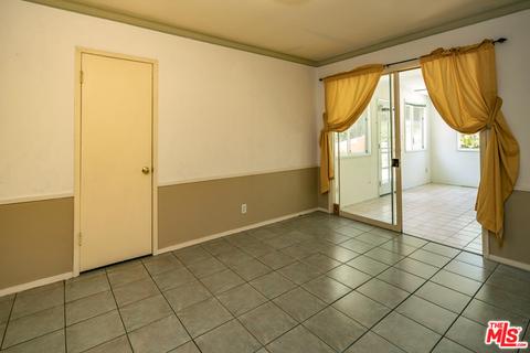 867 E Mountain St, Glendale, CA 91207 photo 18