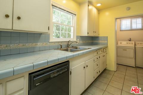 867 E Mountain St, Glendale, CA 91207 photo 11