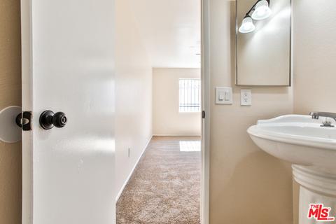504 E Cedar St, Ontario, CA 91761 photo 7