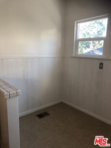 10518 Samoa Ave, Tujunga, CA 91042 photo 14