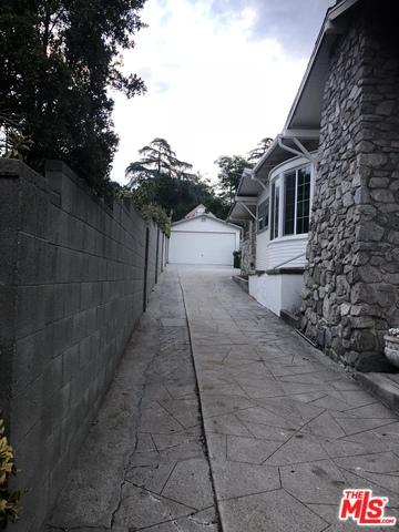 10518 Samoa Ave, Tujunga, CA 91042 photo 29