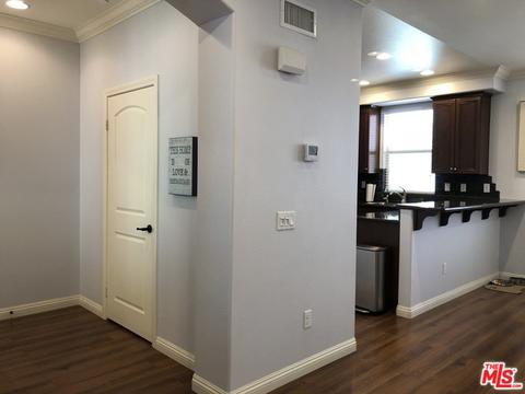 10154 Fernglen Ave #4, Tujunga, CA 91042 photo 5