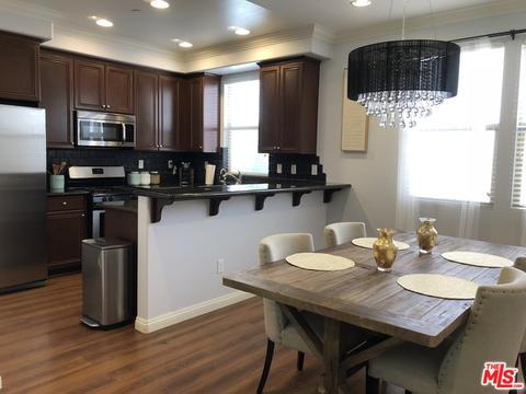 10154 Fernglen Ave #4, Tujunga, CA 91042 photo 3