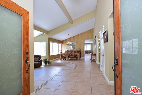 5234 Indian Hills Dr, Simi Valley, CA 93063 photo 4