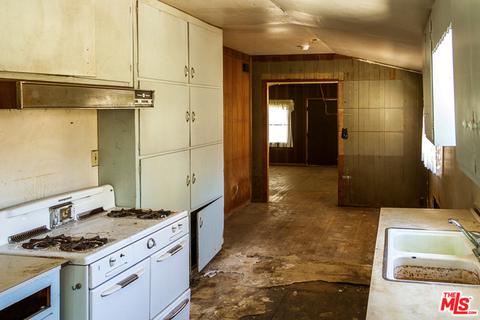 10554 Hillhaven Ave, Tujunga, CA 91042 photo 24