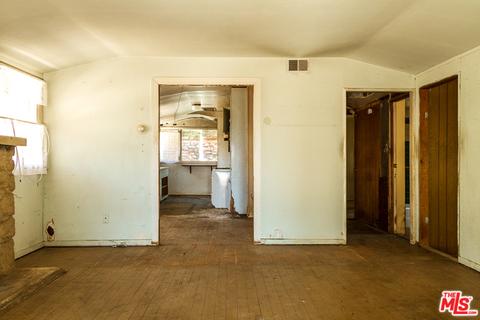 10554 Hillhaven Ave, Tujunga, CA 91042 photo 18