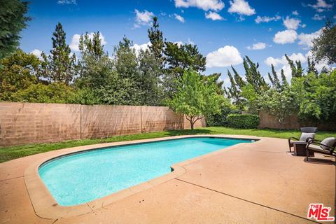10034 Marnice Ave, Tujunga, CA 91042 photo 17