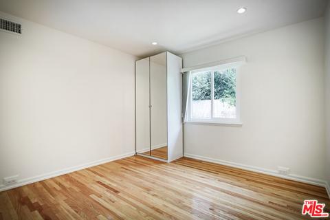 10034 Marnice Ave, Tujunga, CA 91042 photo 14