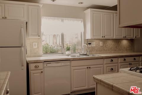 3046 Hilldale Ave, Simi Valley, CA 93063 photo 8