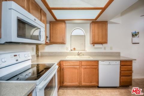 19255 Palm Way, Apple Valley, CA 92308 photo 15