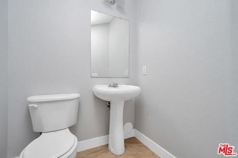 10557 Morgan Cir, Montclair, CA 91763 photo 9