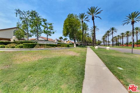 13603 Cabrillo Ct, Fontana, CA 92336 photo 2