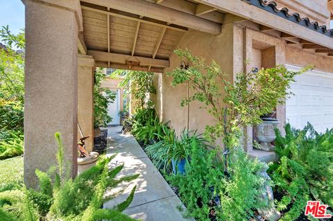 13603 Cabrillo Ct, Fontana, CA 92336 photo 5