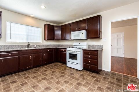 1920 Harbor Ave, Long Beach, CA 90810 photo 4