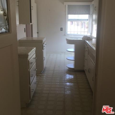 614 W School St, Compton, CA 90220 photo 12