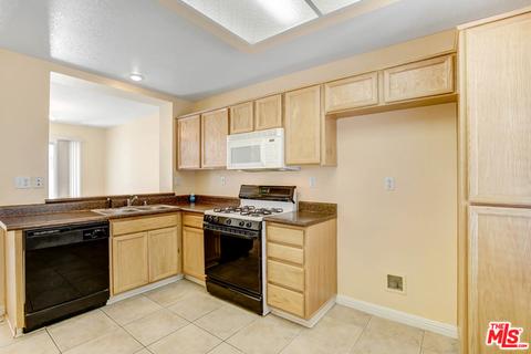 1297 Yukon Ave, Perris, CA 92571 photo 4