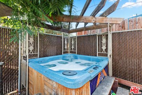 15028 Marlin Pl, Van Nuys, CA 91405 photo 19