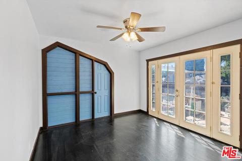 15028 Marlin Pl, Van Nuys, CA 91405 photo 12