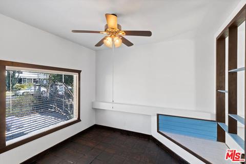 15028 Marlin Pl, Van Nuys, CA 91405 photo 11