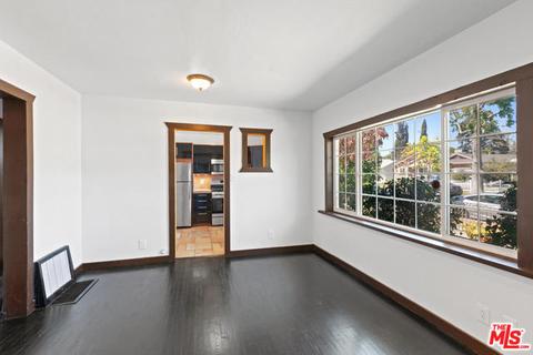 15028 Marlin Pl, Van Nuys, CA 91405 photo 6