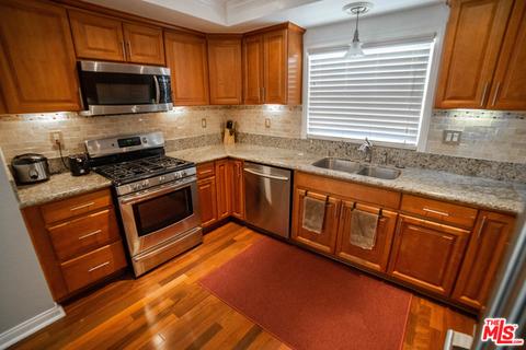 16226 Hunsaker Ave, Paramount, CA 90723 photo 10