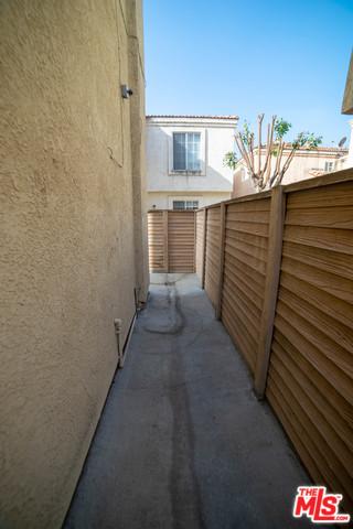 16226 Hunsaker Ave, Paramount, CA 90723 photo 12