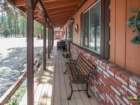965 E Ln, Big Bear City, CA 92314 photo 3